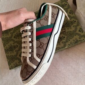 Gucci woman Brown Canvas Sneakers with Red and Green Stripe